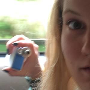 Meet your Posher, Kay